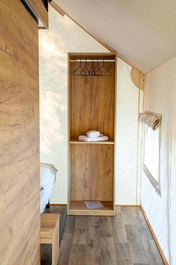Glamping Pod Gwiazdami Pietrusza Wola Hotel Exterior foto