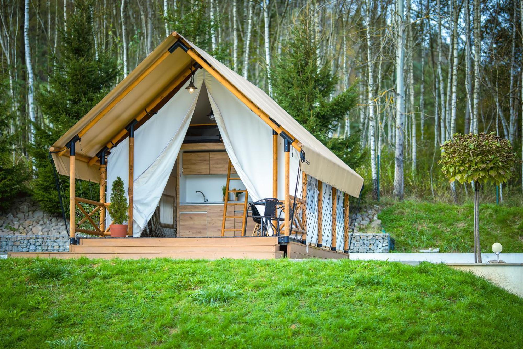 Glamping Pod Gwiazdami Pietrusza Wola Hotel Exterior foto